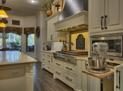 Caliber Lake Windcrest kitchen