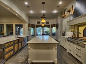 Caliber Lake Windcrest kitchen